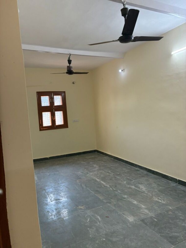 Room, naraina 2 Bedroom 125 Sq.Yd. Builder Floor In Naraina Delhi 10452718