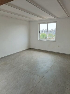 Room in 4 BHK Villa at Shrijee Gardenia, Bhayli – for Sale