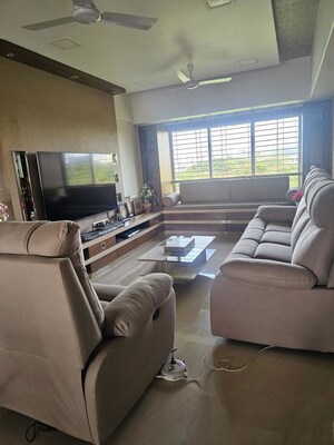 Living Room in 5 BHK Apartment at Golibar – for Rent