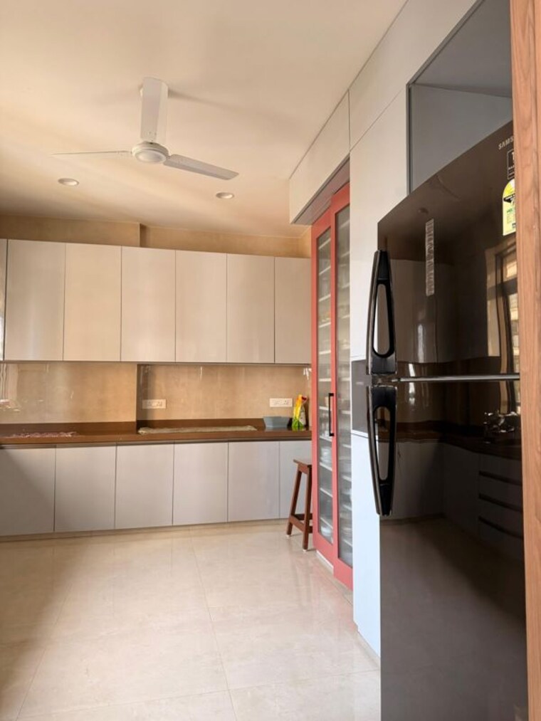 Kitchen, dedhia-estate 3 Bedroom 25000 Sq.Ft. Apartment In Matunga East Mumbai 10452750