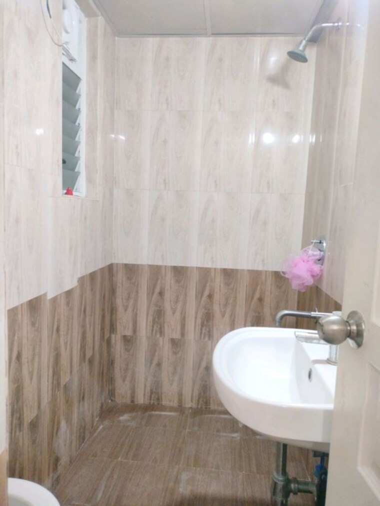 Bathroom, confident-oxygen 3 Bedroom 1087 Sq.Ft. Apartment In Sarjapur Road Bangalore 10452727