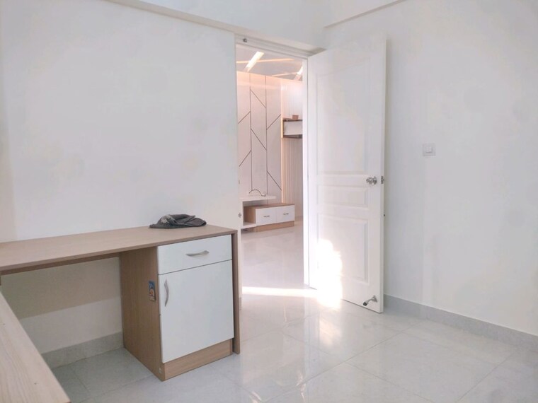 Room, confident-oxygen 3 Bedroom 1087 Sq.Ft. Apartment In Sarjapur Road Bangalore 10452727