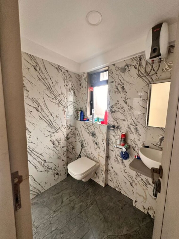 Bathroom, gurukrupa-divyam 3 Bedroom 950 Sq.Ft. Apartment In Ghatkopar East Mumbai 10452753