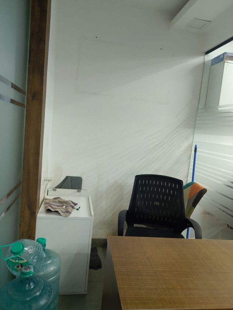 Team Area, spaze-edge-tower Commercial Office Space in IT/SEZ 535 Sq.Ft. In Sector 47 Gurgaon 10452783