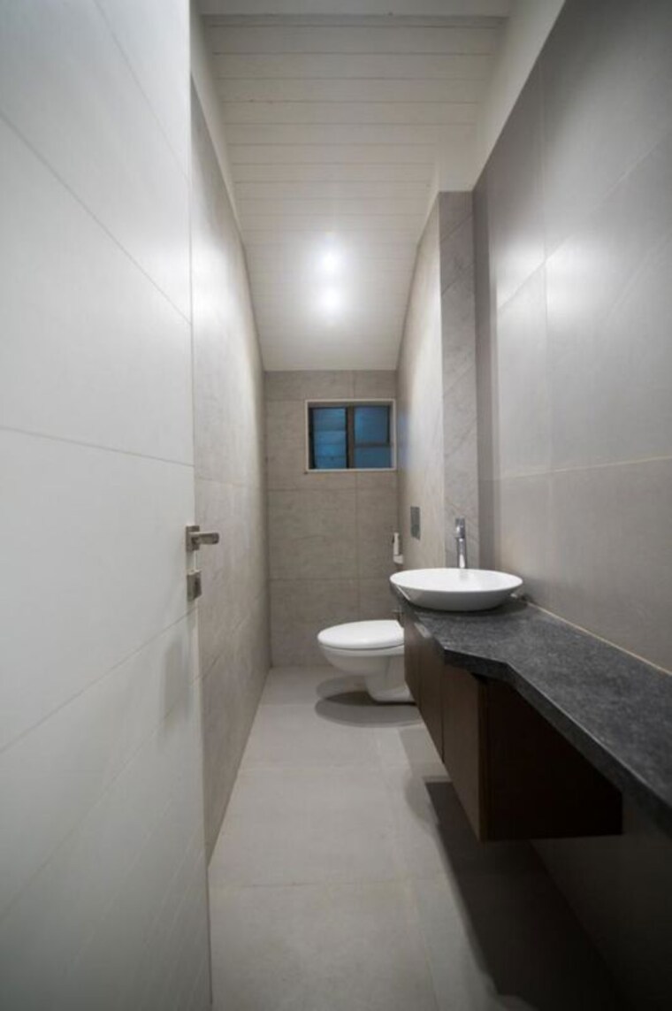 Washroom, krishna-bhuvi 4 Bedroom 2000 Sq.Ft. Villa In Bhayli Vadodara 10452772