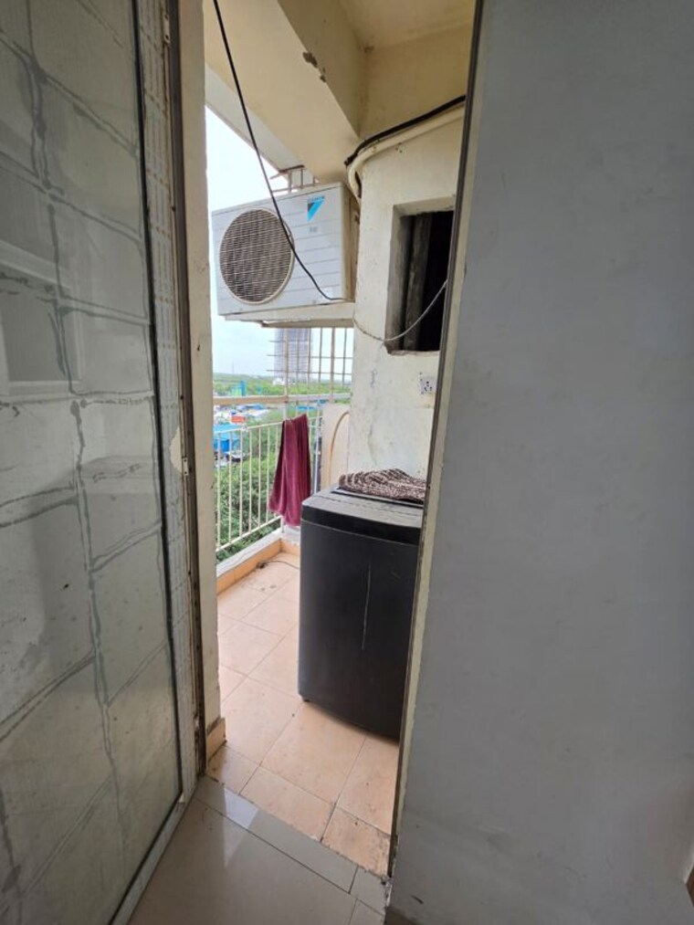 Bathroom, logix-blossom-zest 1 RK 510 Sq.Ft. Apartment In Sector 143 Noida 10452824