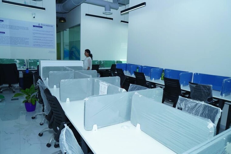 Team Area, lodha-supremus-kolshet-road Commercial Office Space 800 Sq.Ft. In Kolshet Road Thane 10452822