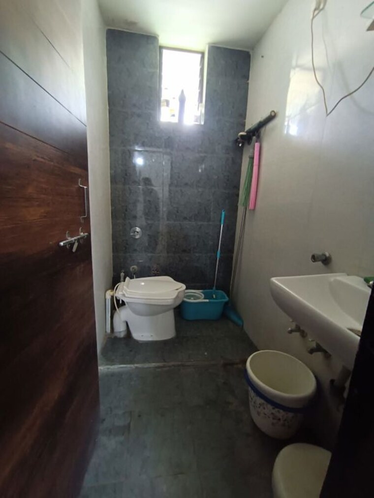 Bathroom, jodhpur 2 Bedroom 1250 Sq.Ft. Apartment In Jodhpur Ahmedabad 10452805