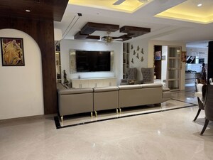 Living Room in 4 BHK Builder Floor at Sector 2 – for Rent