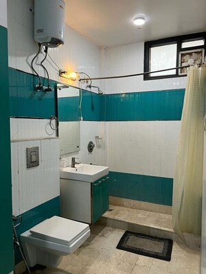 Team Area in 3.5 BHK Independent House at Sector 55 – for Rent