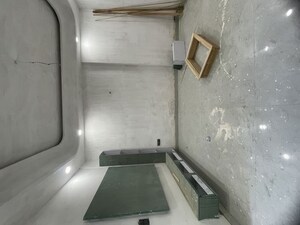 Bathroom in 3 BHK Builder Floor at Amolik Residency, Sector 86 – for Sale