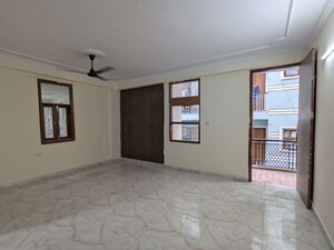 1 BHK Builder Floor For Rent in Saket