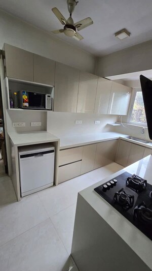 Kitchen in 2.5 BHK Apartment at Hiranandani Meadows, Manpada – for Rent