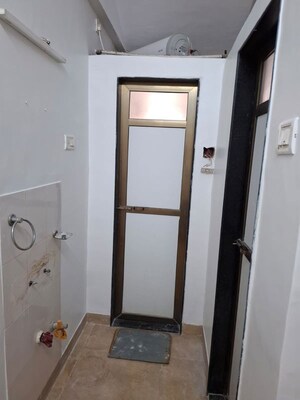 Furnished Amenities in 2 BHK Apartment at Shivaji Park – for Rent