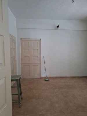2 BHK Apartment For Rent in Shivaji Park