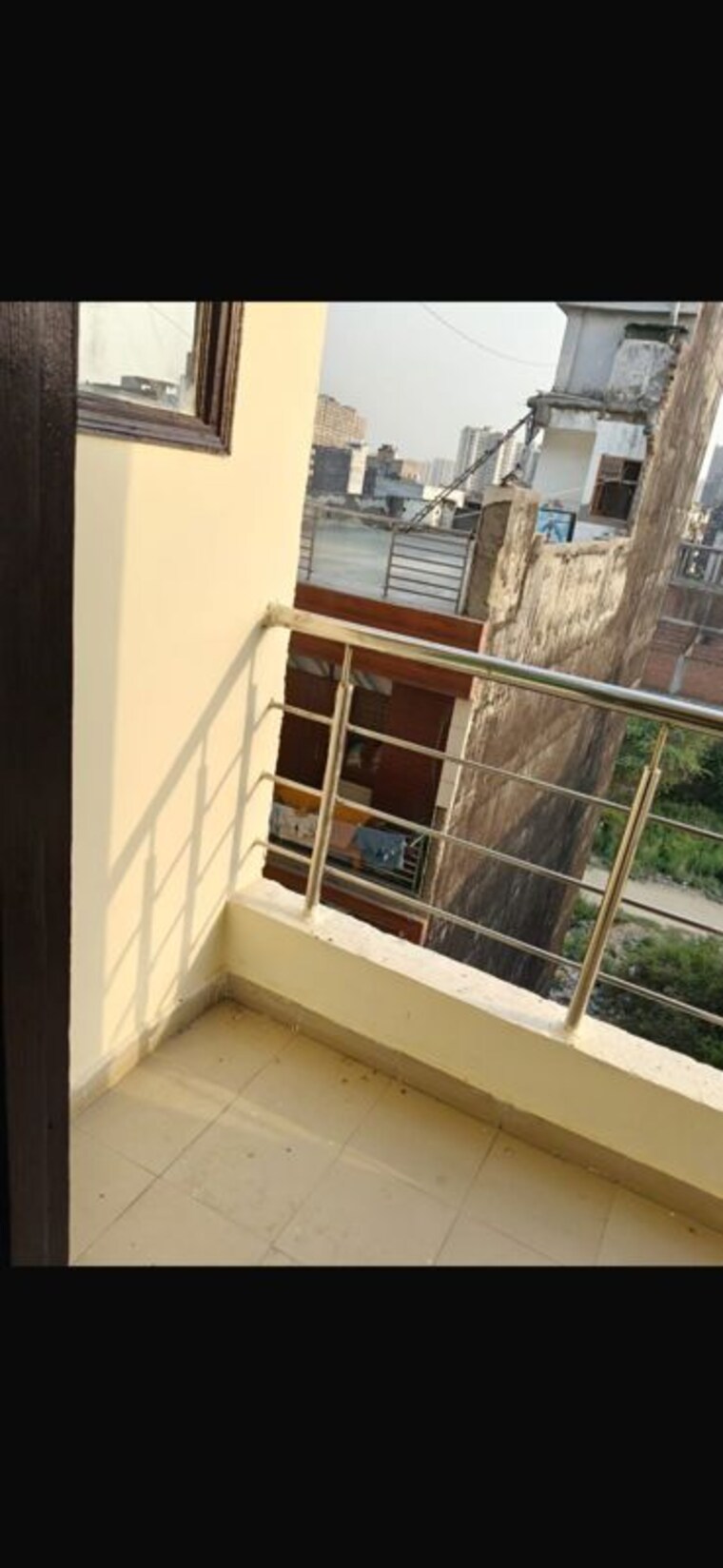 Balcony, sector 73 2 Bedroom 1050 Sq.Ft. Builder Floor In Sector 73 Noida 10452939