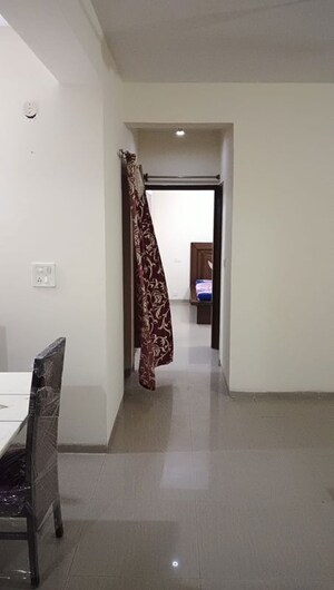 Room in 2 BHK Apartment at Ambala Highway – for Rent