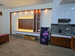 1 RK Apartment For Rent in Gaur Runway Suites, Gaur Yamuna City