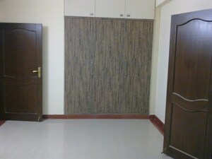 Room in 3 BHK Apartment at Adarsh Nagar – for Rent