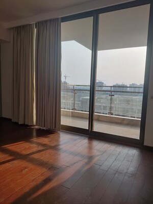 Bedroom in 4 BHK Apartment at M3M Golf Estate, Sector 65 – for Rent