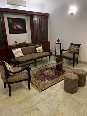 Living Room in 4 BHK Builder Floor at Greater Kailash I – for Rent