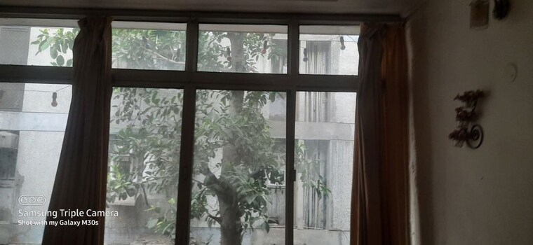 Room, ip extension 3 Bedroom 1250 Sq.Ft. Apartment In Ip Extension Delhi 10452998