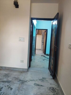 Lobby in 2 BHK Builder Floor at Naveen Shahdara – for Rent