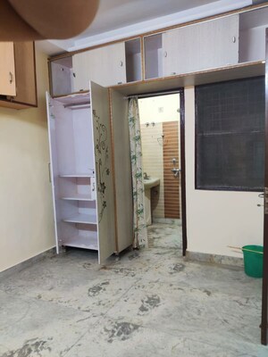 Master Bedroom in 2 BHK Builder Floor at Naveen Shahdara – for Rent