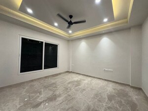 Master Bedroom in 3 BHK Builder Floor at New Multan Nagar – for Rent