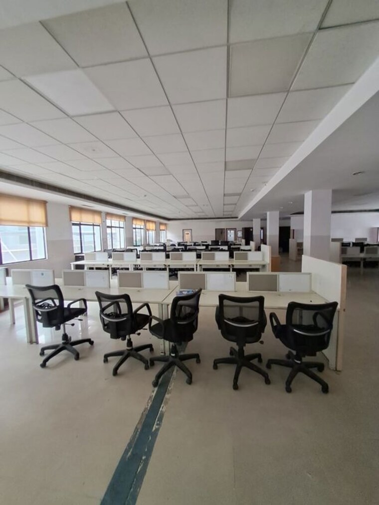 Gym, sector 63 Commercial Office Space 5000 Sq.Ft. In Sector 63 Noida 10452995