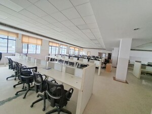  Office Space For Rent in Sector 63