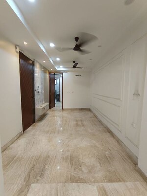 Dining Room in 2 BHK Apartment at Paschim Vihar – for Rent