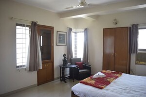 Living Room in 4 BHK Apartment at Sadhu Vasvani Nagar – for Rent