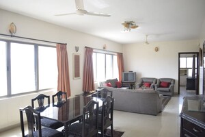 Gym in 4 BHK Apartment at Sadhu Vasvani Nagar – for Rent