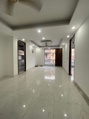 3 BHK Builder Floor For Rent in Sector 57
