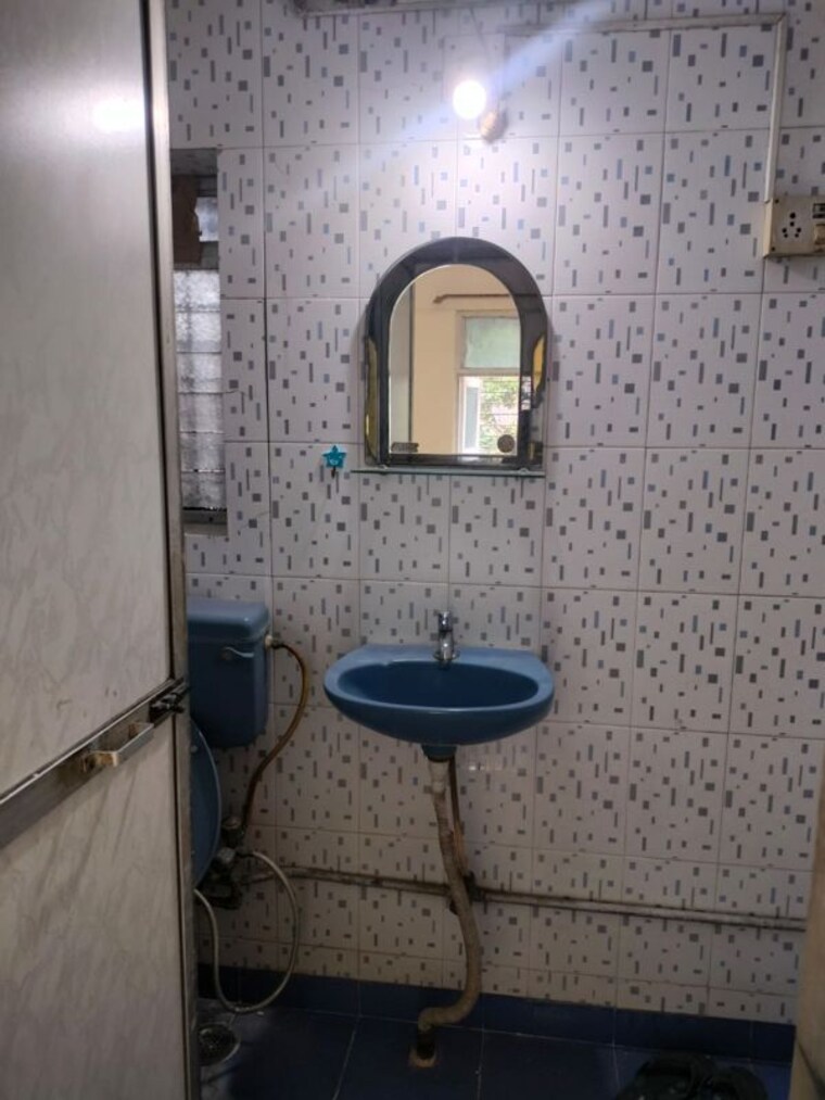 Bathroom, vrindavan-chs-thane-west 2 Bedroom 745 Sq.Ft. Apartment In Vrindavan Society Thane 10453185