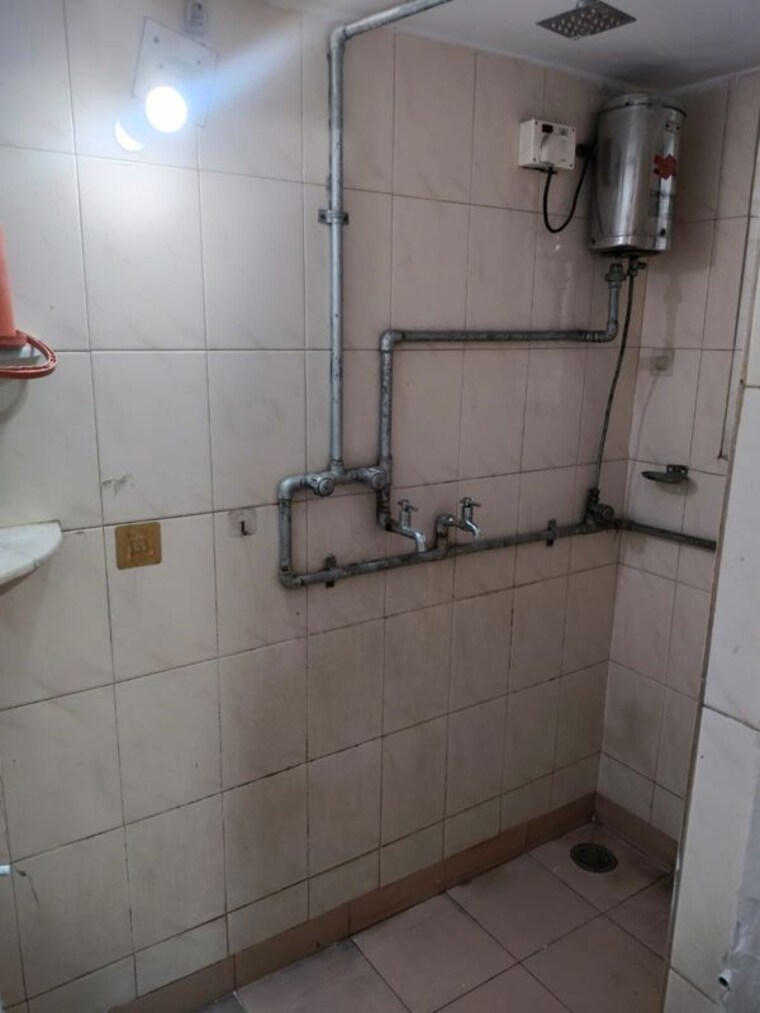 Bathroom, vrindavan-chs-thane-west 2 Bedroom 745 Sq.Ft. Apartment In Vrindavan Society Thane 10453185
