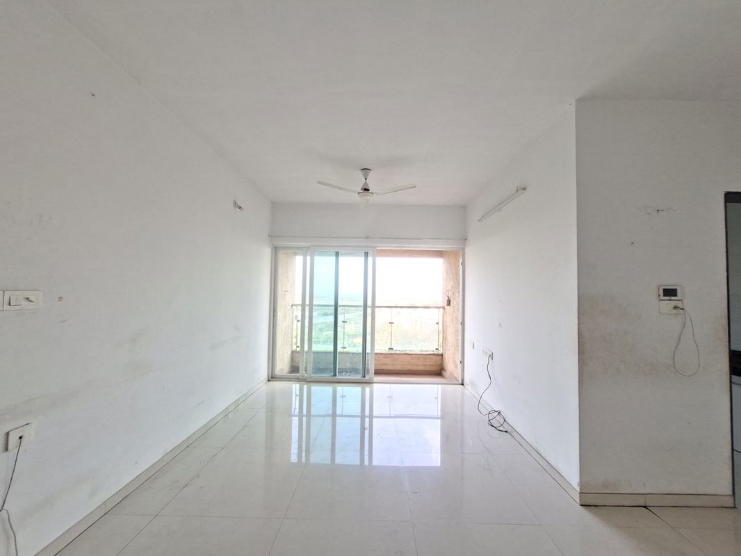 2 BHK 848 Sq.Ft. Apartment in Rustomjee Azziano Wing E
