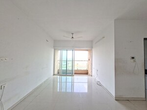 2 BHK Apartment For Sale in Rustomjee Azziano Wing E, Thane West