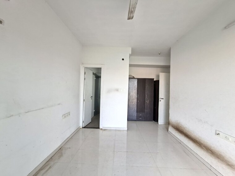 Room, rustomjee-azziano-wing-e 2 Bedroom 848 Sq.Ft. Apartment In Thane West Thane 10453239