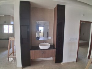 Bathroom in 3 BHK Apartment at Aurobindo Kohinoor, Serilingampally – for Rent