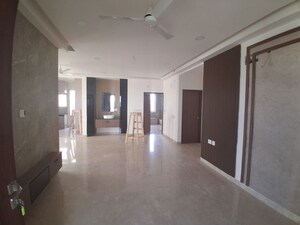 Room in 3 BHK Apartment at Aurobindo Kohinoor, Serilingampally – for Rent