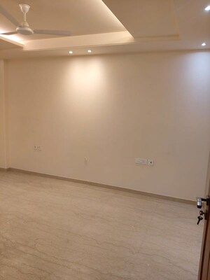 Room in 3 BHK Builder Floor at Jawahar Nagar – for Sale