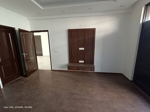Room in 3 BHK Apartment at Omaxe New Chandigarh, North Mullanpur – for Rent