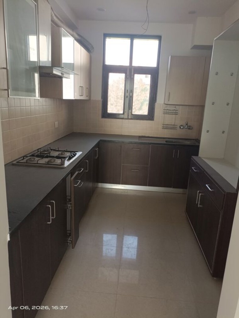 Kitchen, omaxe-new-chandigarh 3 Bedroom 2065 Sq.Ft. Apartment In North Mullanpur Chandigarh 10453249