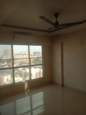 Master Bedroom in 2 BHK Apartment at Pride Royal Park, Andheri East – for Rent