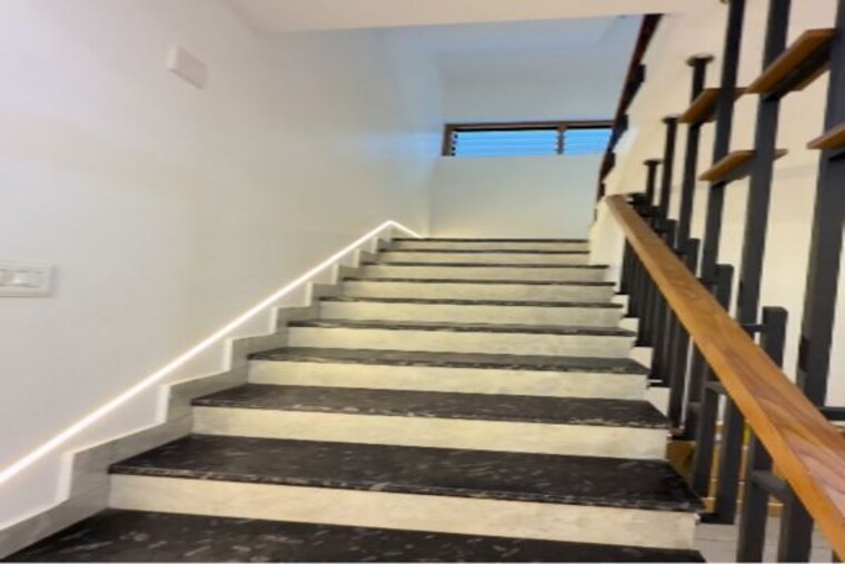 undefined, mannuthy 5 Bedroom 2260 Sq.Ft. Independent House In Mannuthy Thrissur 10453329