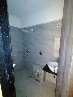 Bathroom in 1 BHK Apartment at Chembur – for Rent