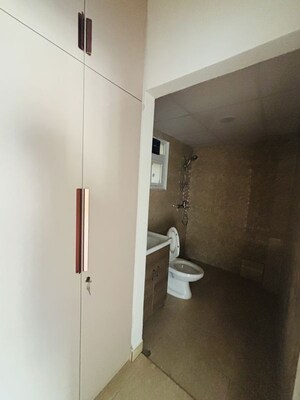 Room in 3 BHK Apartment at Tulip Yellow, Sector 69 – for Rent