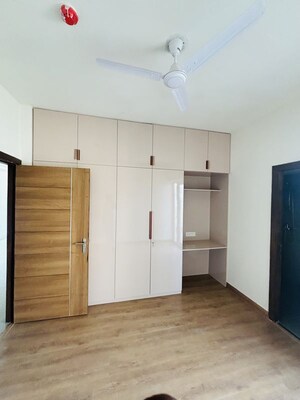 3 BHK Apartment For Rent in Tulip Yellow, Sector 69